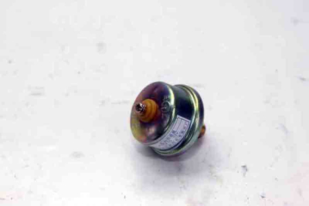 Датчик давления масла (1-о контактный) KM385BT