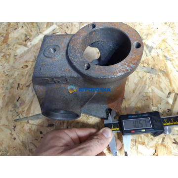 Steering gear housing (old model with hole 120mm/92mm) up to mini-tractor ХТ120-220 -